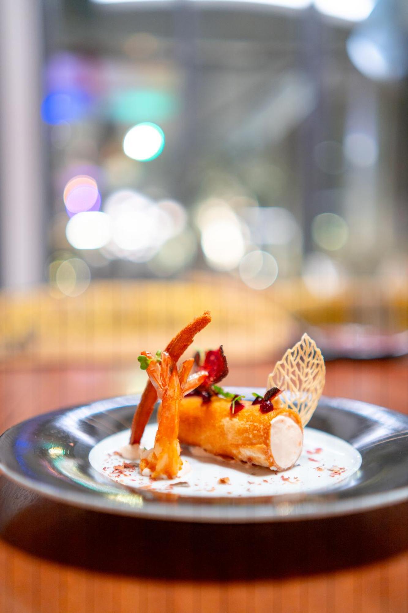 Moevenpick Hotel Du Lac Tunis Ngoại thất bức ảnh A dessert